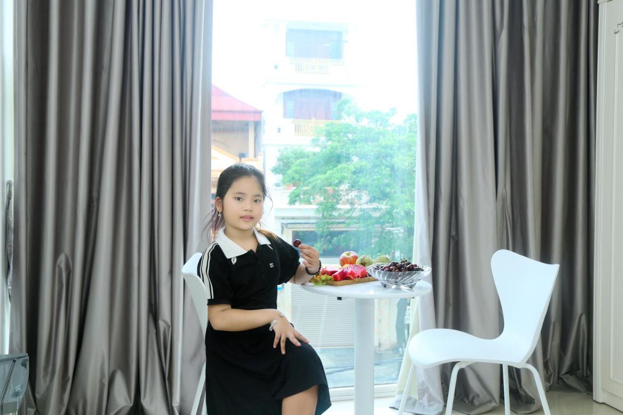 Noi Bai Ville Airport Hotel Hanoi Exterior foto